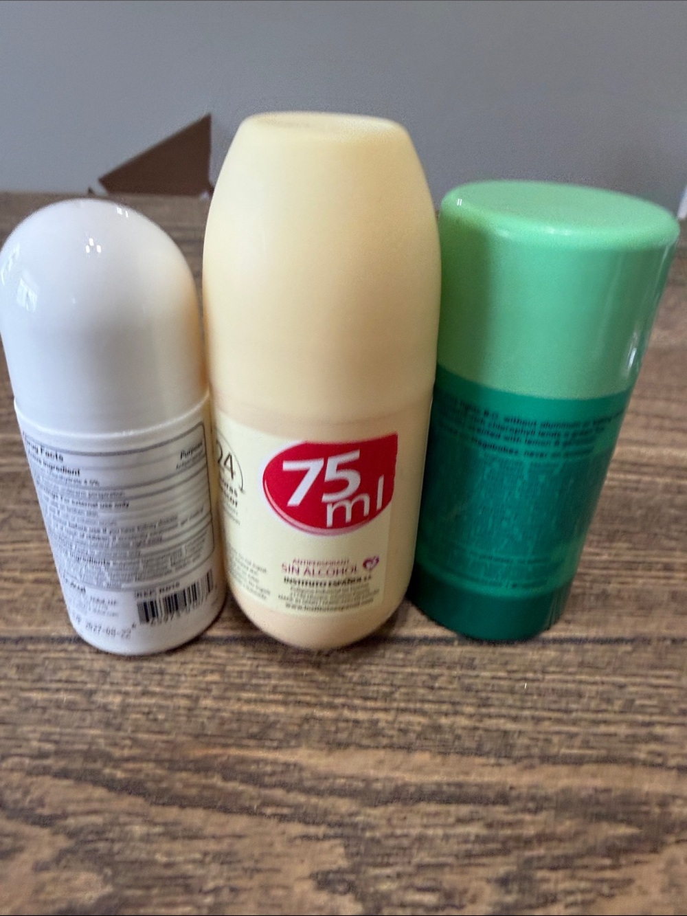 (3) Deodorants 2 Roll-on 1 Stick - Picture 2 of 3